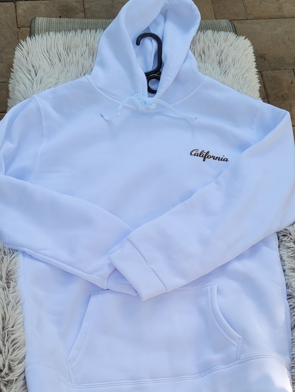 White 'California' Hoodie & Jogger Set - Picture 2 of 5